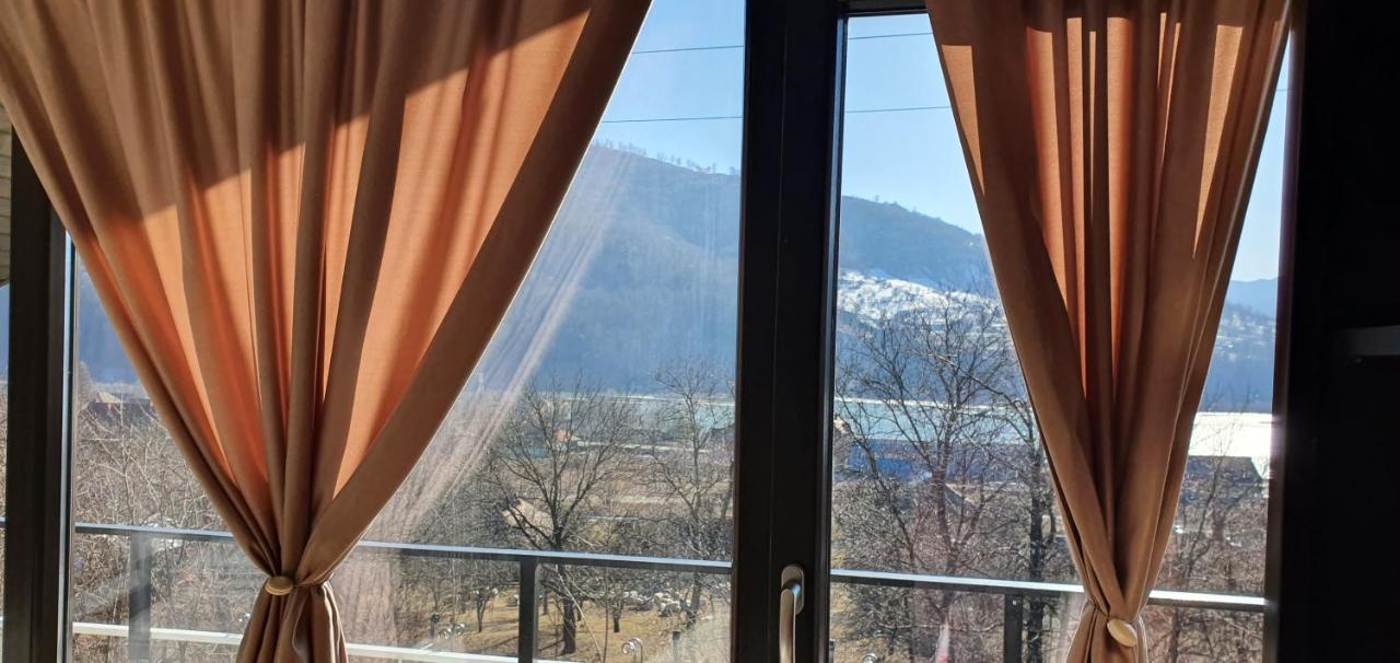 Casa Yla Villa Piatra Neamt Bagian luar foto