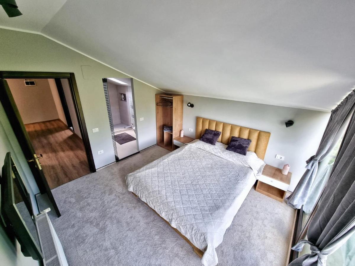 Casa Yla Villa Piatra Neamt Bagian luar foto