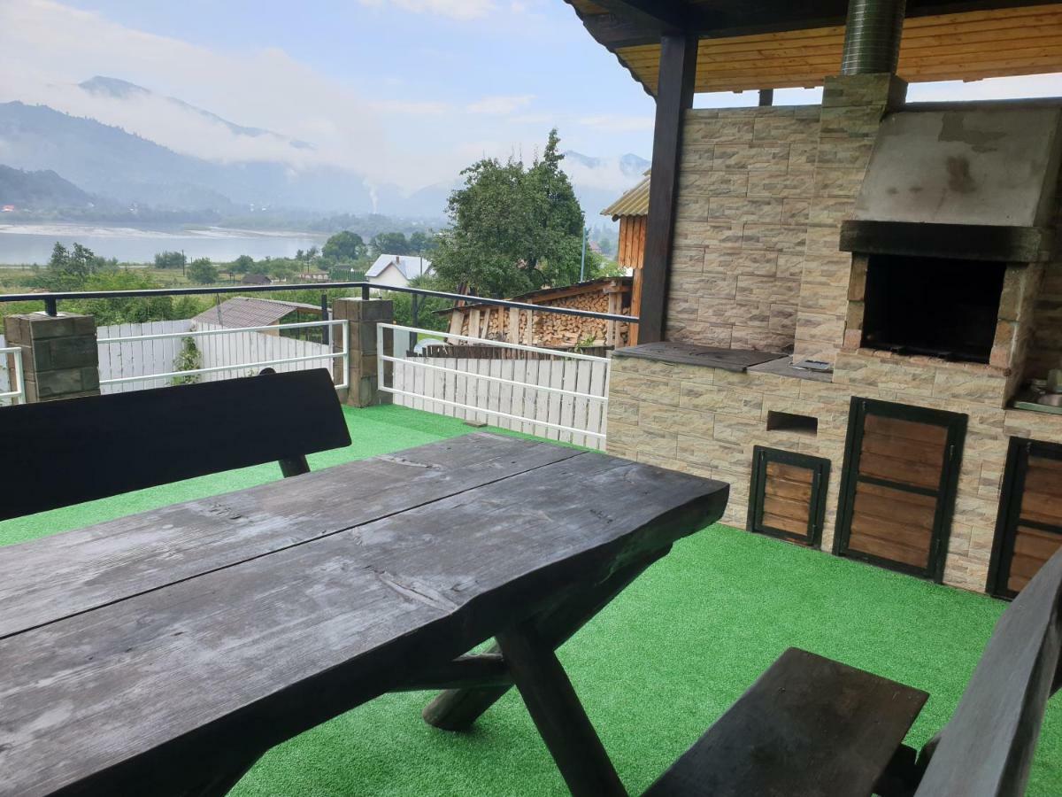 Casa Yla Villa Piatra Neamt Bagian luar foto