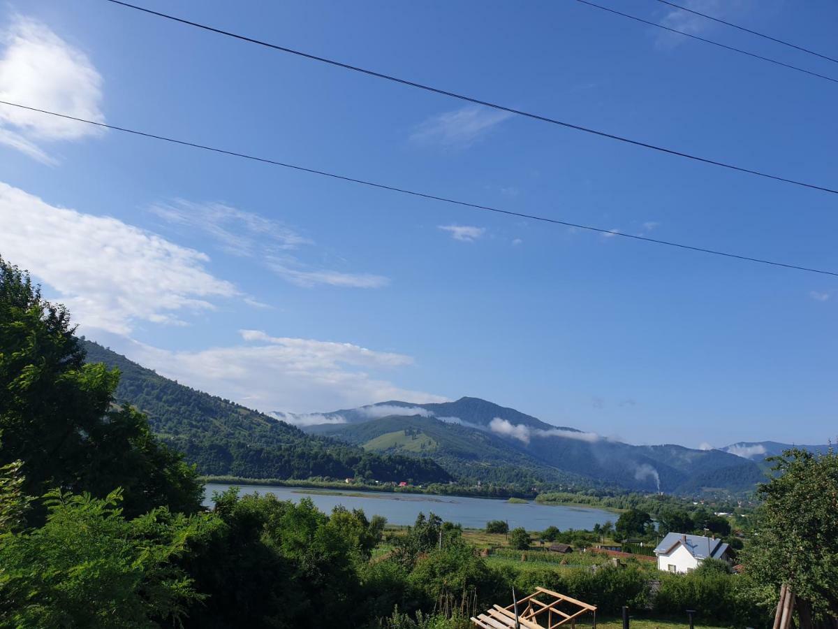 Casa Yla Villa Piatra Neamt Bagian luar foto